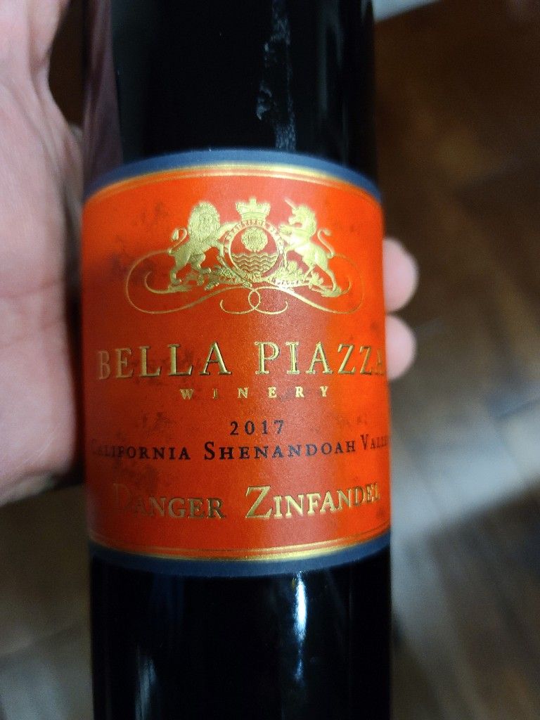 2019 Bella Piazza Zinfandel Danger USA California Sierra Foothills