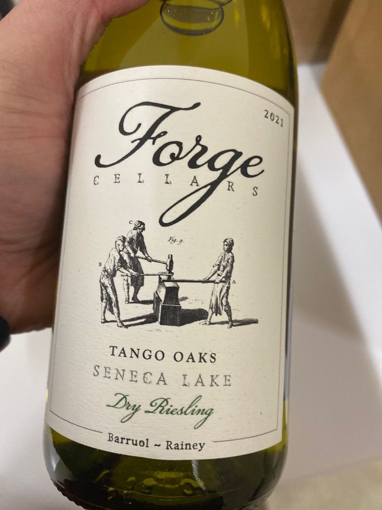 Forge Cellars Dry Riesling Tango Oaks Vineyard Usa New York