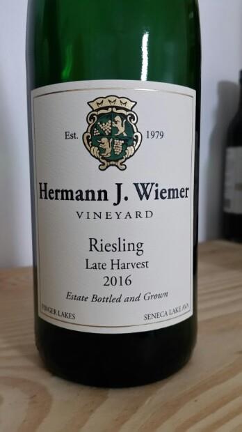 2016 Hermann J. Wiemer Late Harvest Riesling, USA, New York, Finger ...