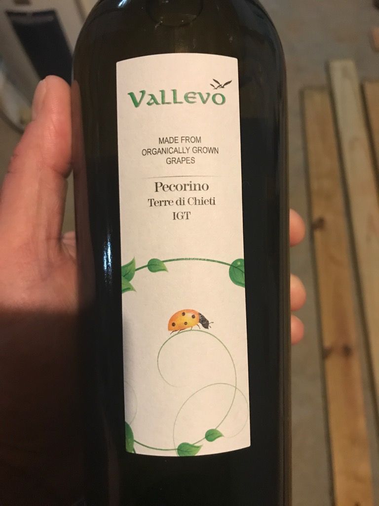2014 Vallevò Pecorino, Italy, Abruzzi, Terre di Chieti IGT CellarTracker