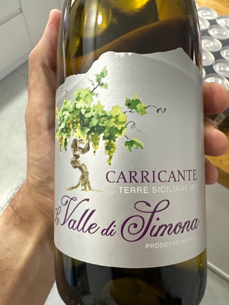 2020 La Valle di Simona Carricante Terre Siciliane - CellarTracker