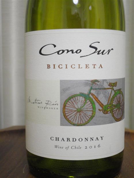 Чили белое. Вино cono sur bicicleta Chardonnay. Вино cono sur bicicleta Sauvignon Blanc. Вино Коно сур бисикл Шард. Вино Чилано Совиньон Блан.