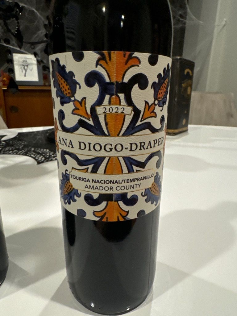 Draper Label 2022 Ana Diogo-Draper Touriga/Tempranillo, USA, California, Sierra ...