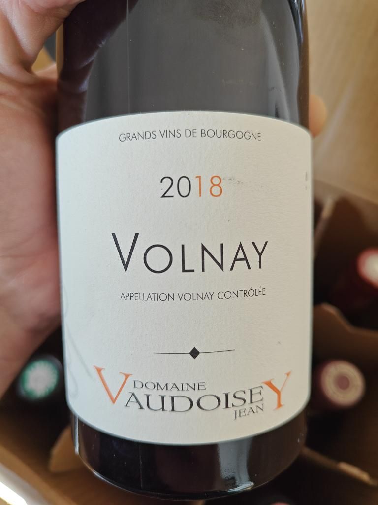 ワイン Domaine Vaudoisey Volnay 2017 2017 Domaine Jean Vaudoisey Volnay Les Grands Champs - CellarTracker