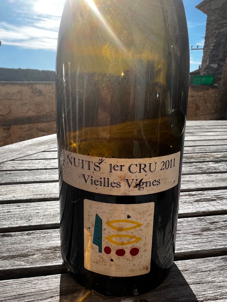 低価格 2011 Domaine Prieuré Roch Nuits St. Georges 1er Cru Vieilles ワイン