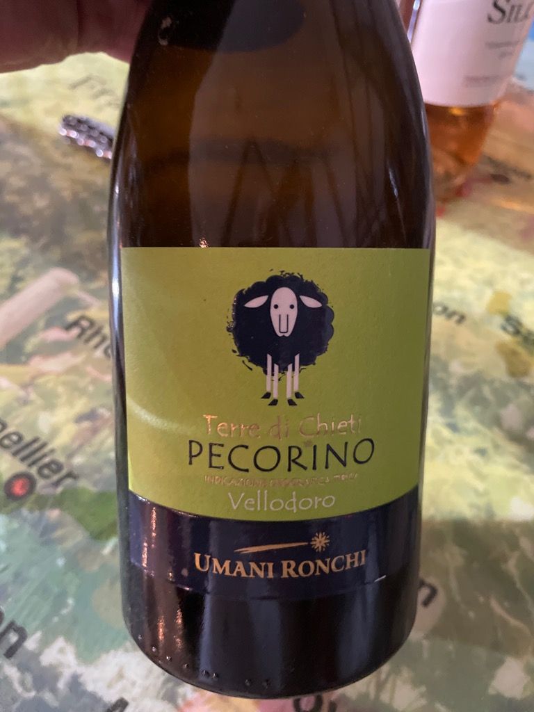 2021 Umani Ronchi Pecorino Vellodoro Terre di Chieti IGT, Italy