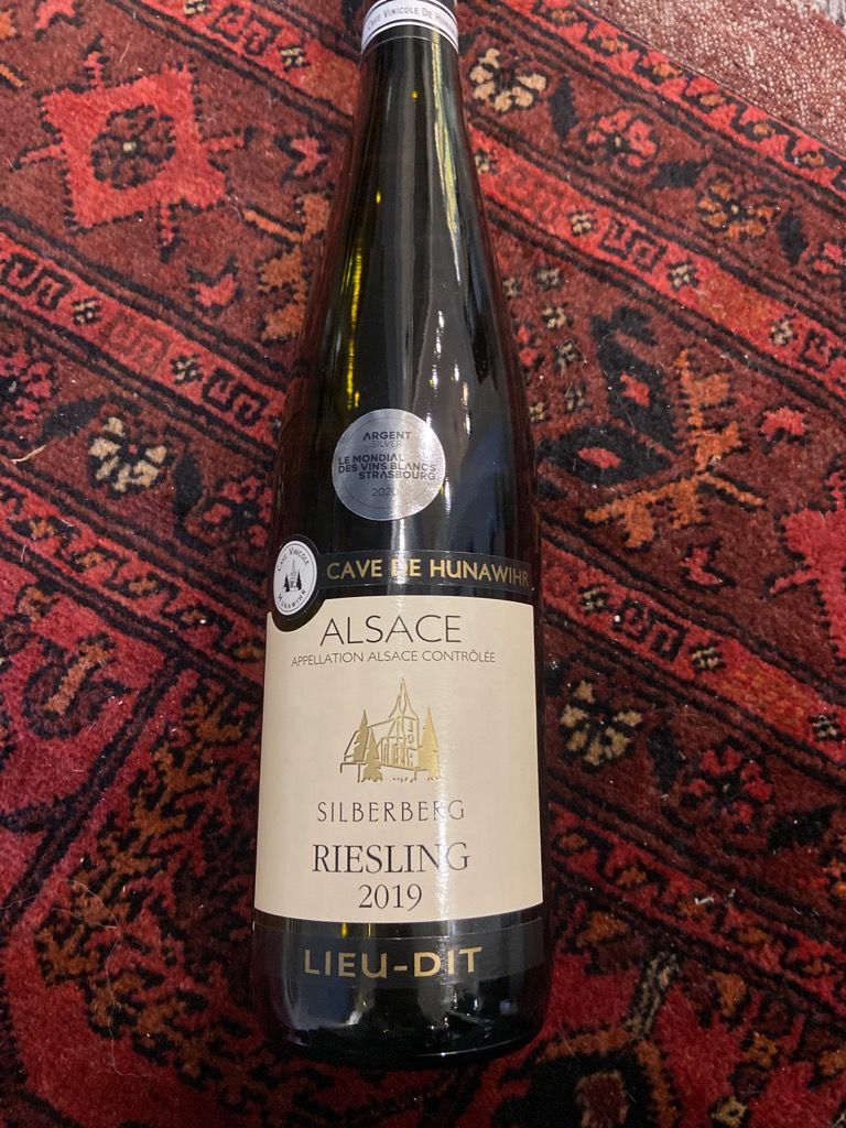 Hunawihr Riesling 2019 Cave Vinicole de Hunawihr Riesling Silberberg, France, Alsace ...
