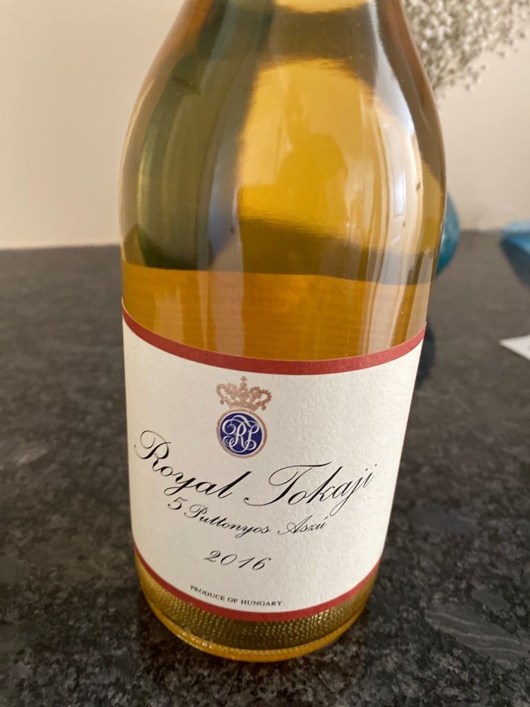 2016 Royal Tokaji Wine Co. Tokaji Aszú 6 Puttonyos - CellarTracker