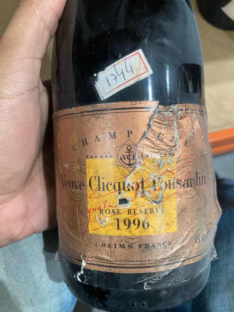 1996 Veuve Clicquot Champagne Brut Rosé Vintage - CellarTracker