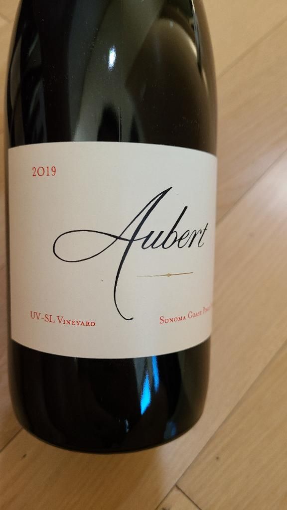 またWineSpectato値下げ　2018 Aubert Pinot Noir UV  パーカー98+