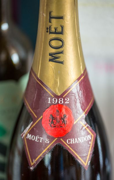 Moët et Chandon Brut Imperial Rosé 1982 - great wine Bottles in Paradise