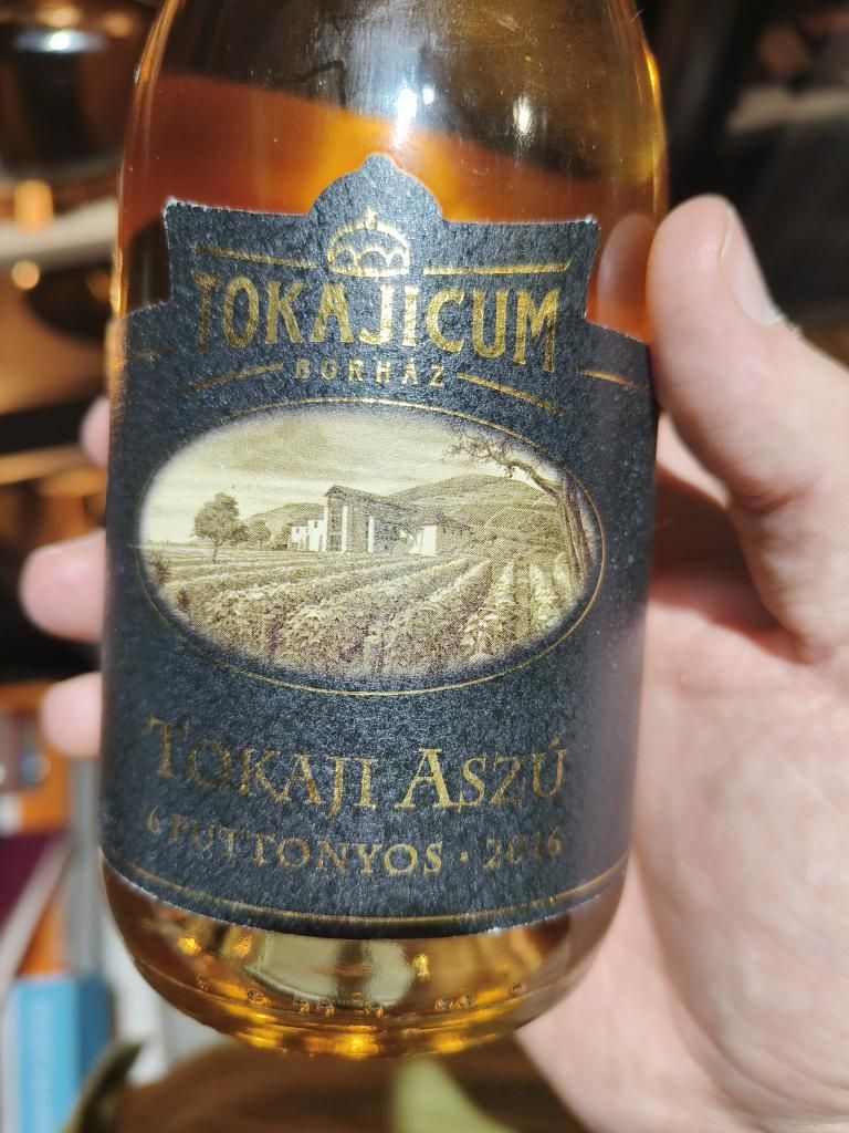 Tokaji Aszú 6 Puttonyos 2001 2001 Oremus Tokaji Aszu 6 Puttonyos, Tokaj, Hungary | prices