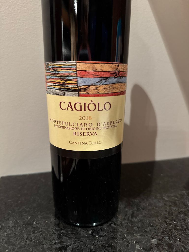 2018 Cantina Tollo Montepulciano d'Abruzzo Cagiòlo Riserva - CellarTracker, image size:768x1024
