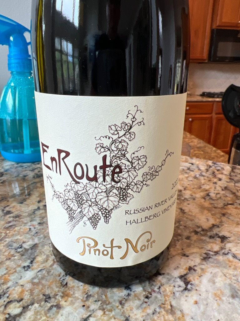 2022 EnRoute Pinot Noir Hallberg Vineyard - CellarTracker