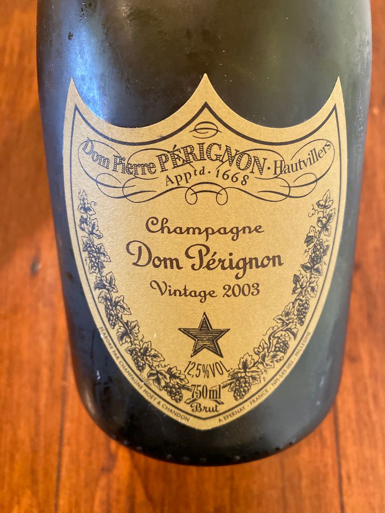 Champagne Dom Perignon, 2003, gift box, 750 ml Dom Perignon, 2003, gift box  – price, reviews