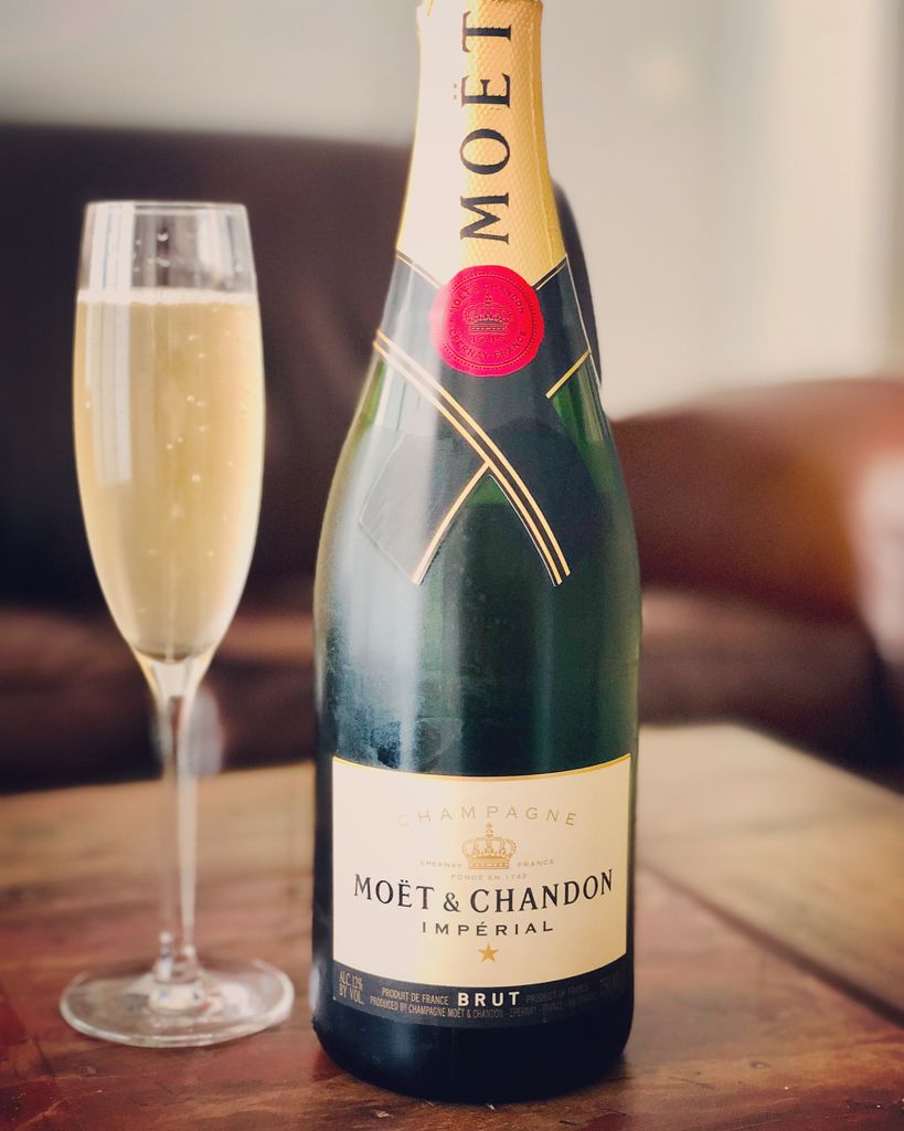 1700 Moët & Chandon Champagne Nectar Imperial Rosé - CellarTracker