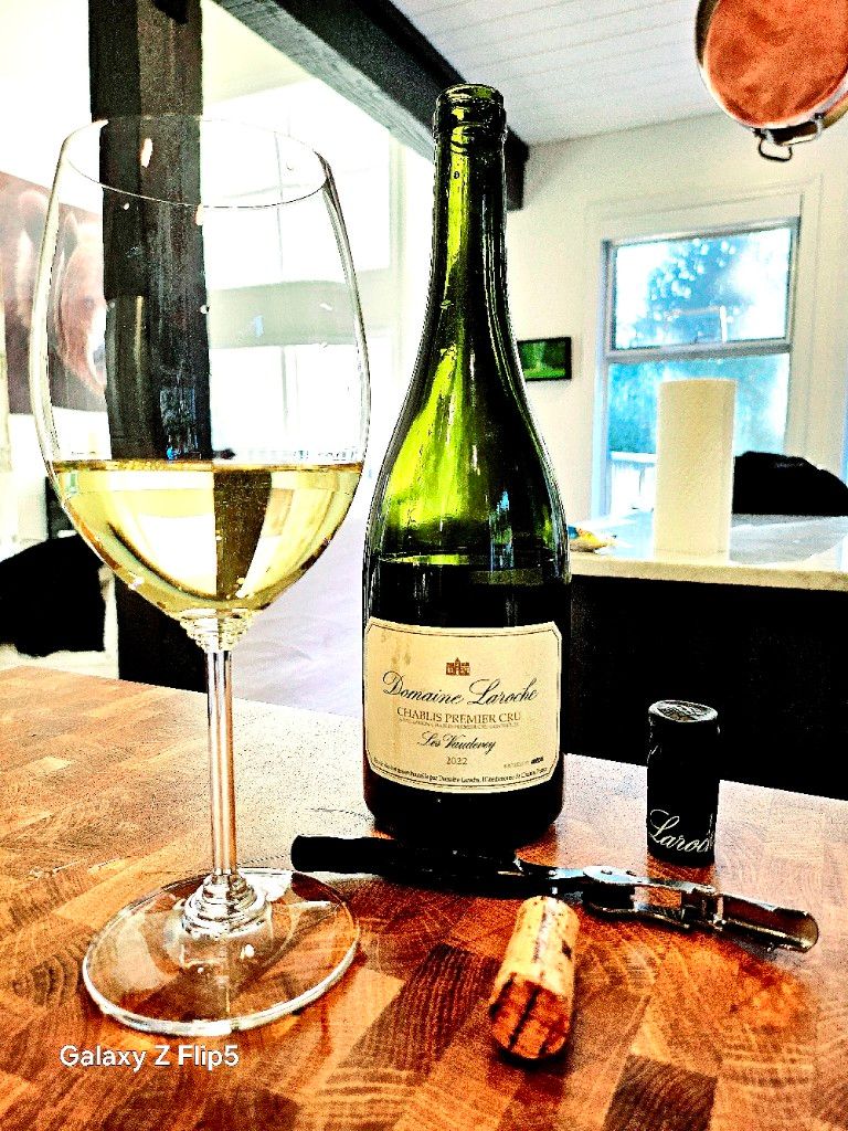 2022 Domaine Laroche Chablis 1er Cru Les Vaudevey - CellarTracker