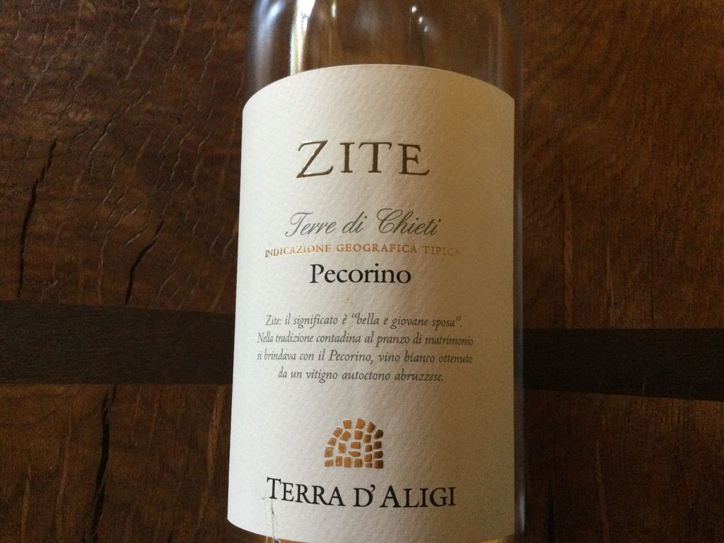 2022 Azienda Agricola Terra d'Aligi Pecorino Zite, Italy, Abruzzi