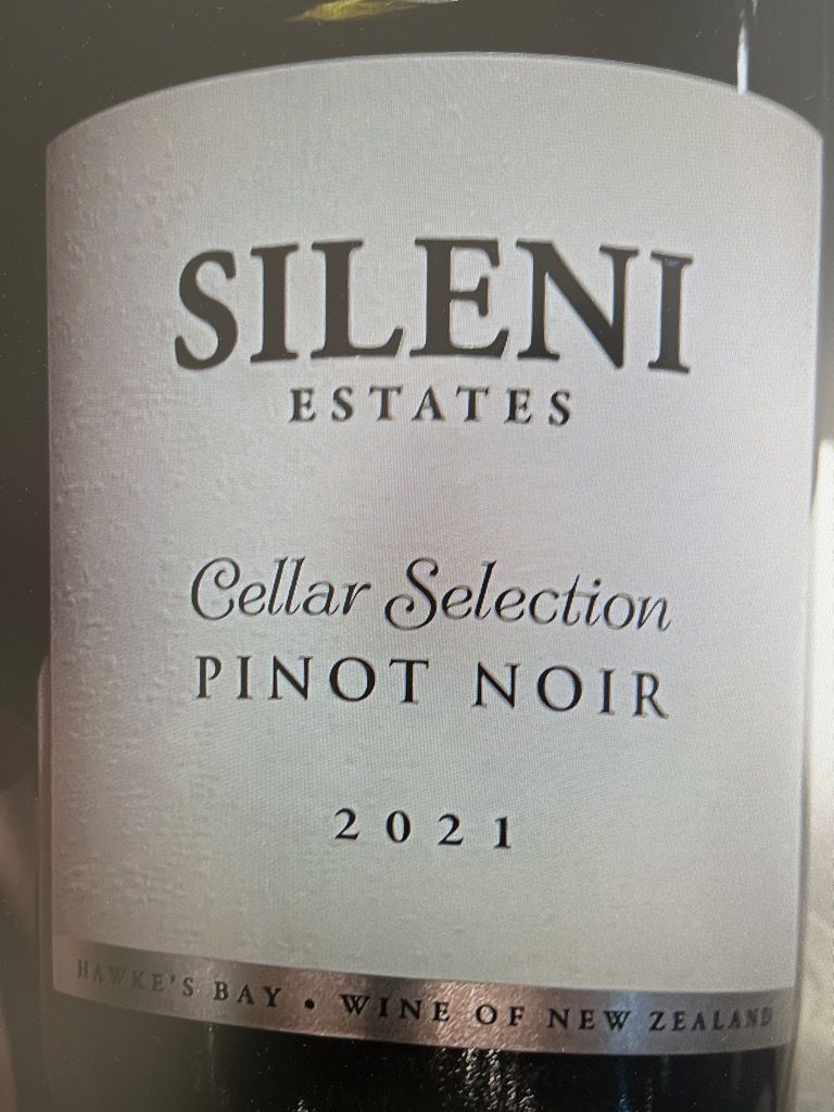 2021 Sileni Pinot Noir Cellar Selection, New Zealand, North Island