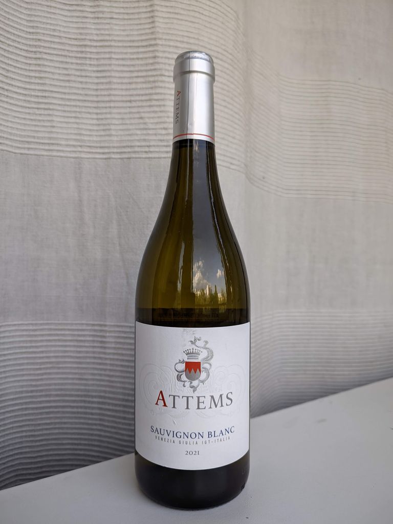 2022 Attems Sauvignon Blanc Venezia Giulia IGT Italy Friuli Venezia 2022 attems sauvignon blanc venezia giulia igt italy friuli venezia