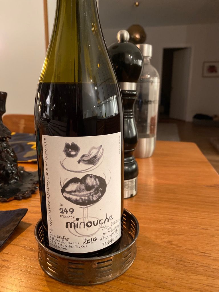 2019 Julie Balagny Vin de France Le 249 Présente Minouche
