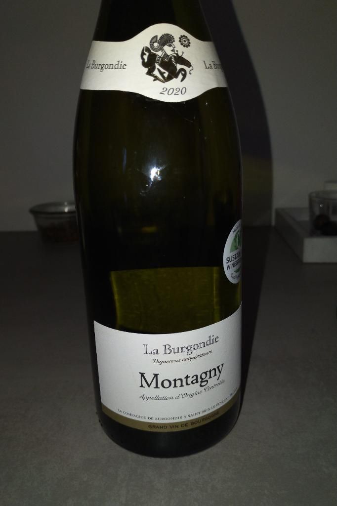 2020 La Burgondie Montagny Blanc, France, Burgundy, Côte Chalonnaise ...