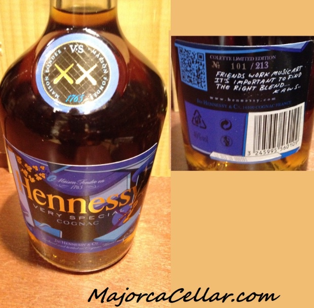 ヘネシー vs リミテッドエディション by kaws 未開封 ヘネシー vs リミテッドエディション by kaws 未開封