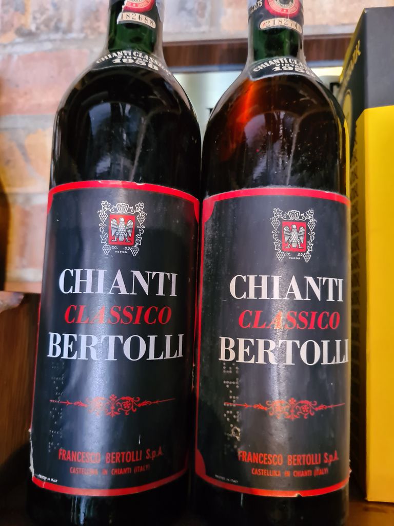 1968 Bertolli Chianti Classico - CellarTracker
