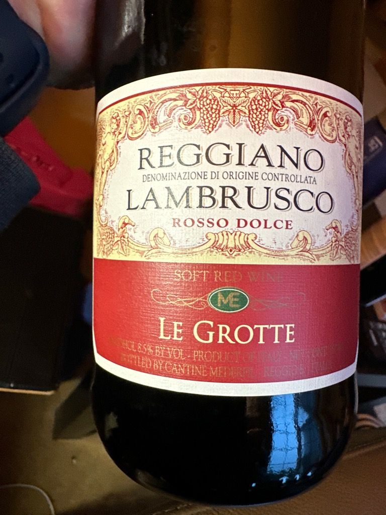 NV Medici Ermete Lambrusco Reggiano Rosso Dolce Le Grotte, Italy ...