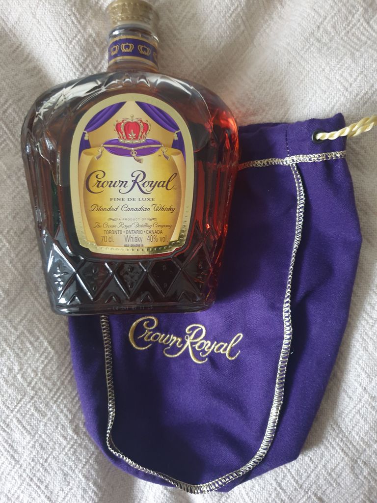ウィスキー Crown 1964 760ml 特級 古酒 ウィスキー Crown 1964 760ml