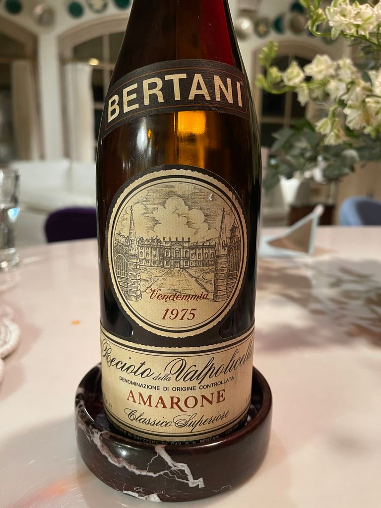 1975 Bertani Amarone della Valpolicella Classico - CellarTracker