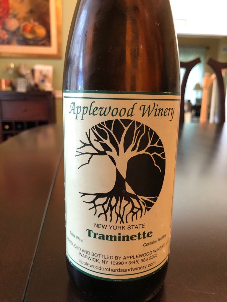 NV Applewood Winery Traminette, USA, New York - CellarTracker