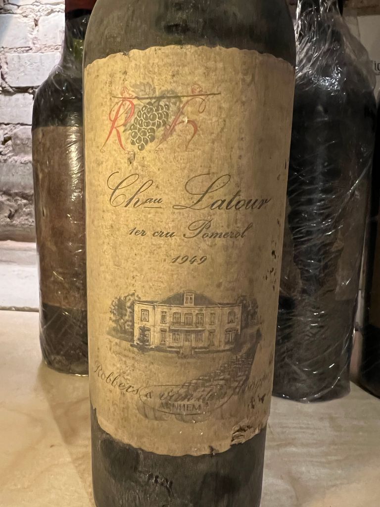 1949 Château Latour à Pomerol - CellarTracker