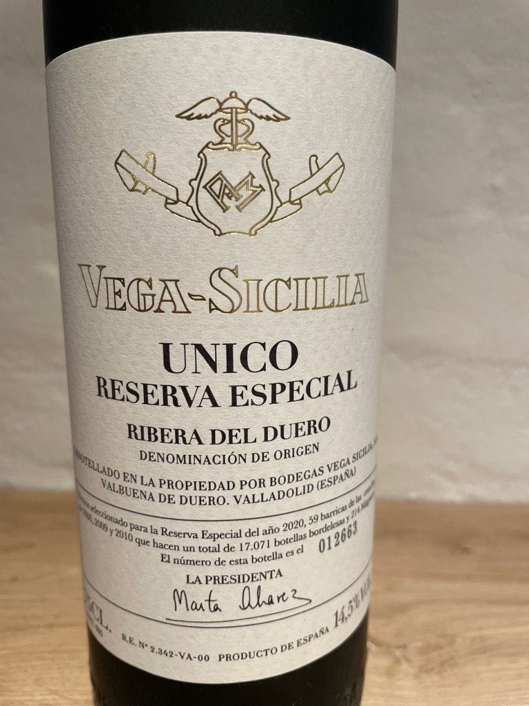 N.V. Bodegas Vega-Sicilia Ribera del Duero Único Reserva Especial