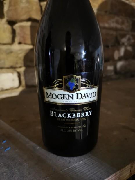 Mogen david deals blackberry wine