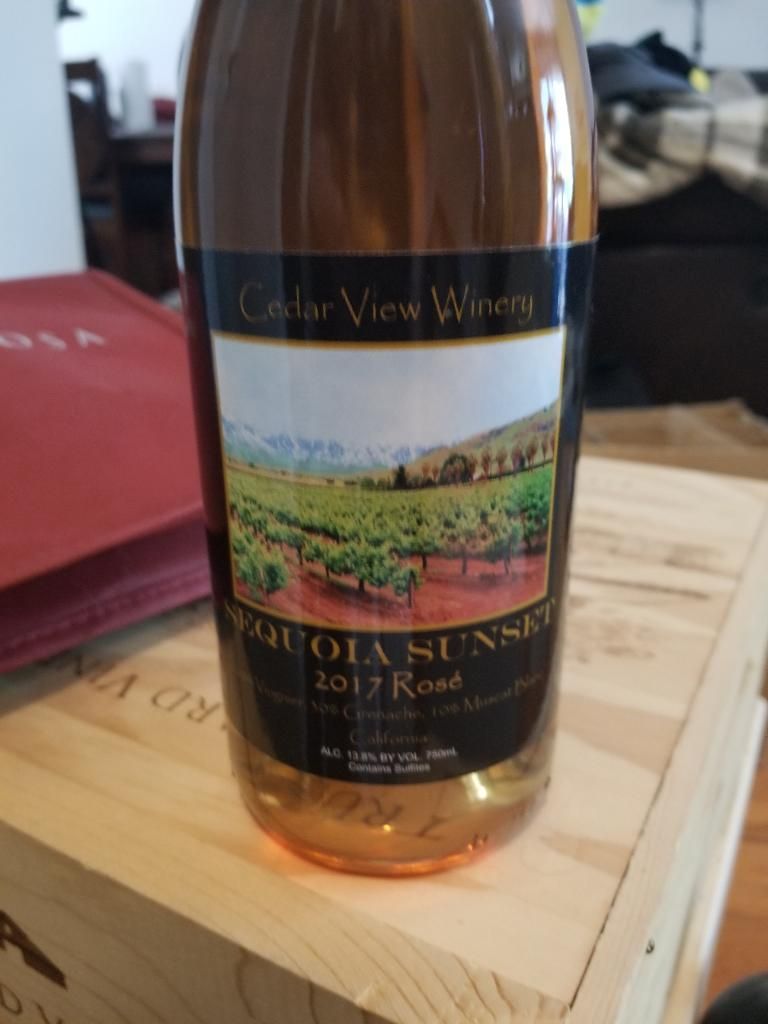 2004 Cedar View Winery Sequoia Sunset, USA, California, Central Valley