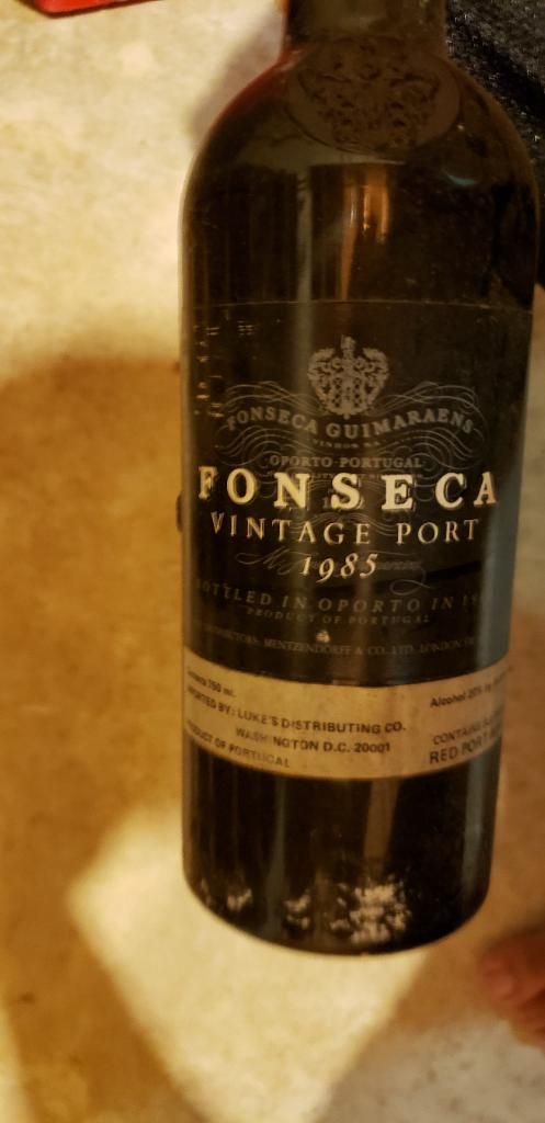 1983 Fonseca Porto Late Bottled Vintage - CellarTracker