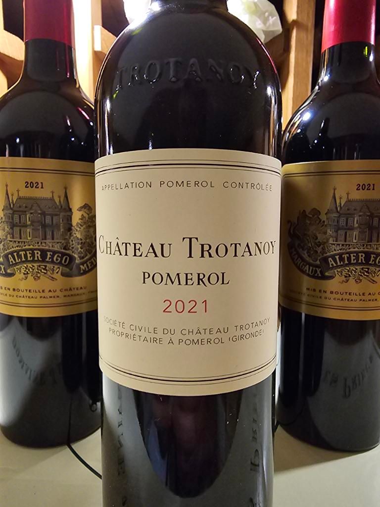 2016 Château Trotanoy - CellarTracker