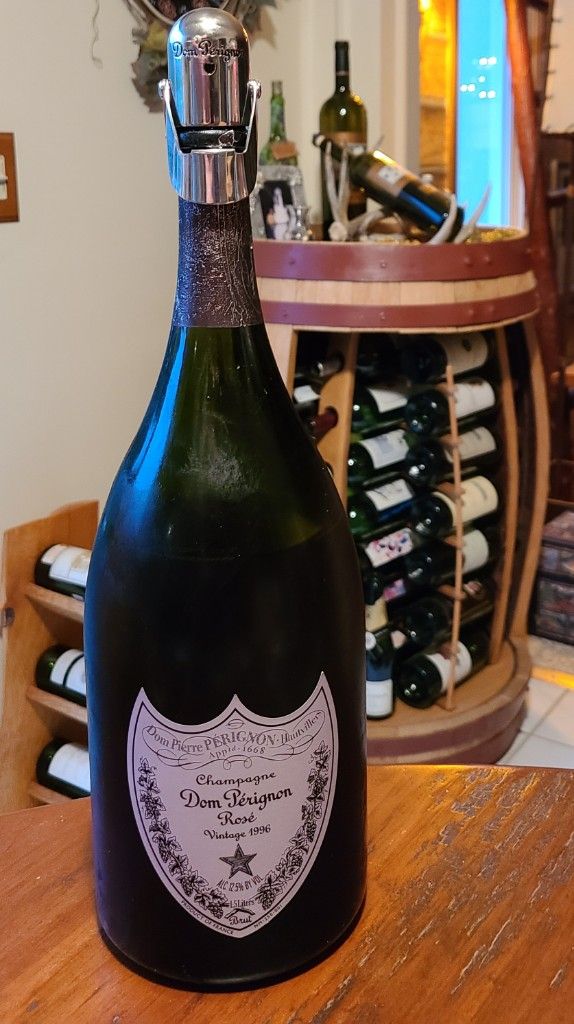 Moët & Chandon Cuvée Dom Pérignon 750ml Moet Chandon Dom Perignon Champagne – White Horse Wine and