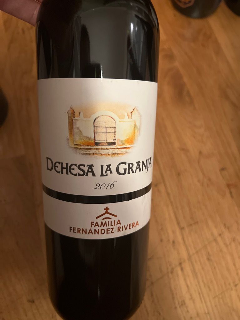 2016 Bodegas Alejandro Fernández Dehesa la Granja Finca Alejandro