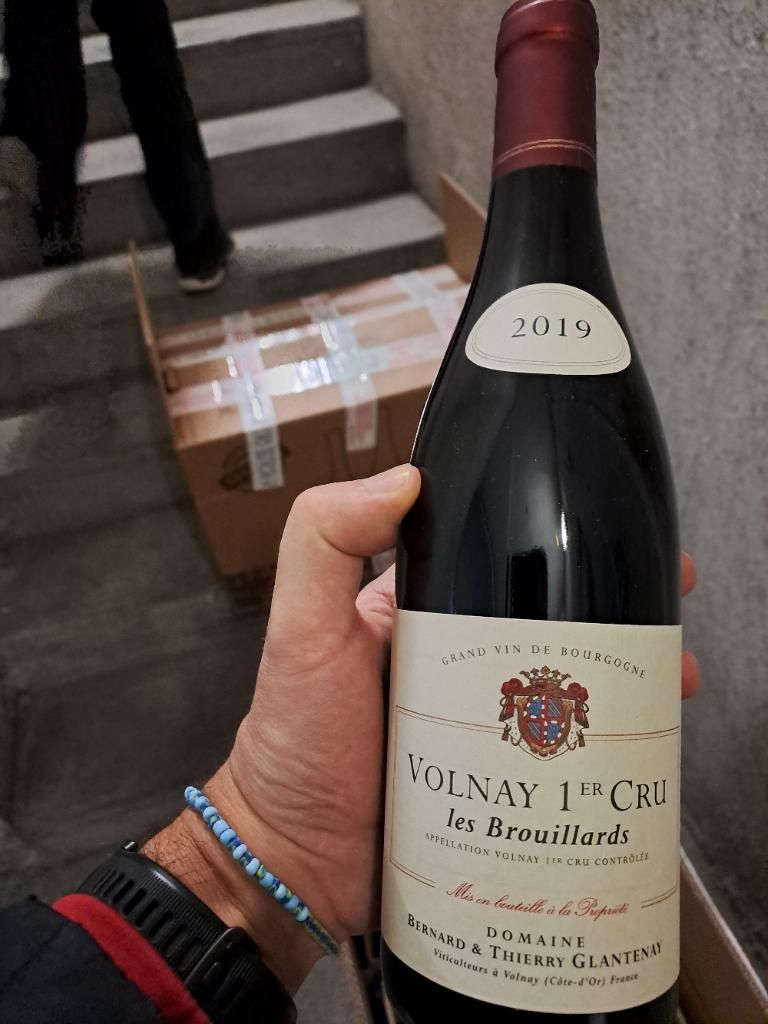 2019 Domaine Bernard & Thierry Glantenay Volnay 1er Cru Les Brouillards ...