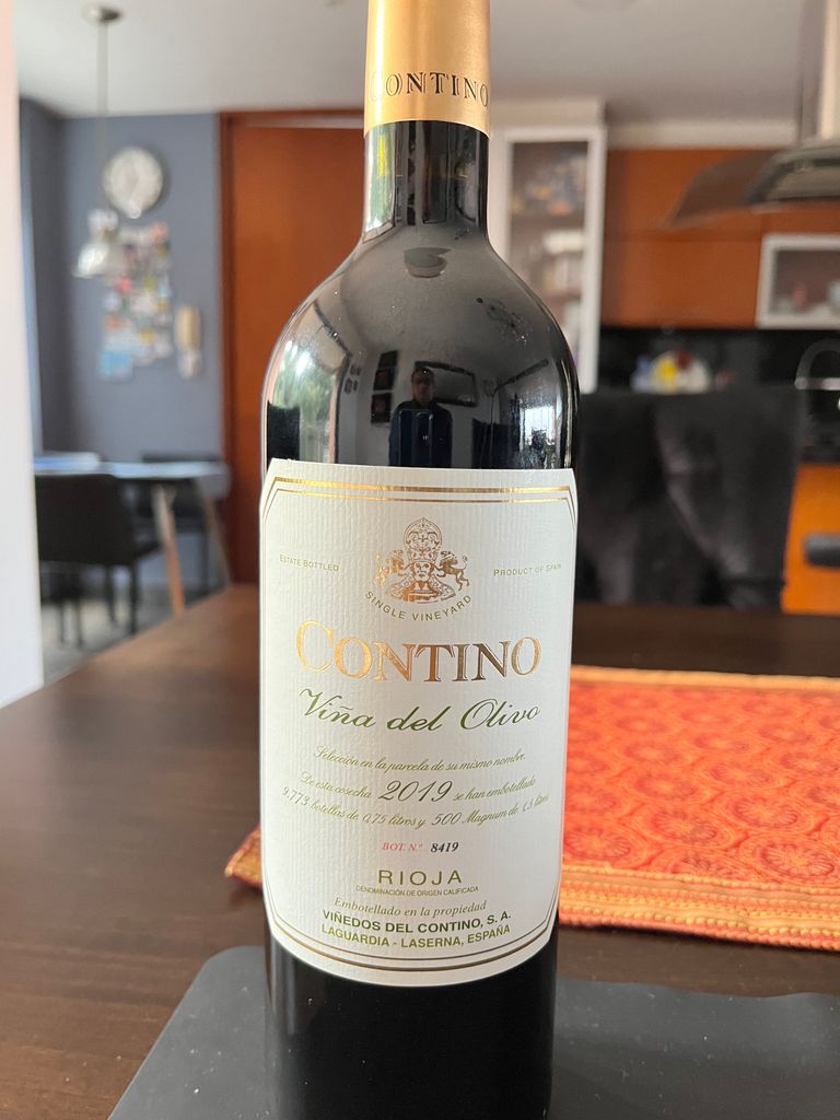 2019 Bodegas y Viñedos del Contino Rioja Viña del Olivo, Spain, La ...