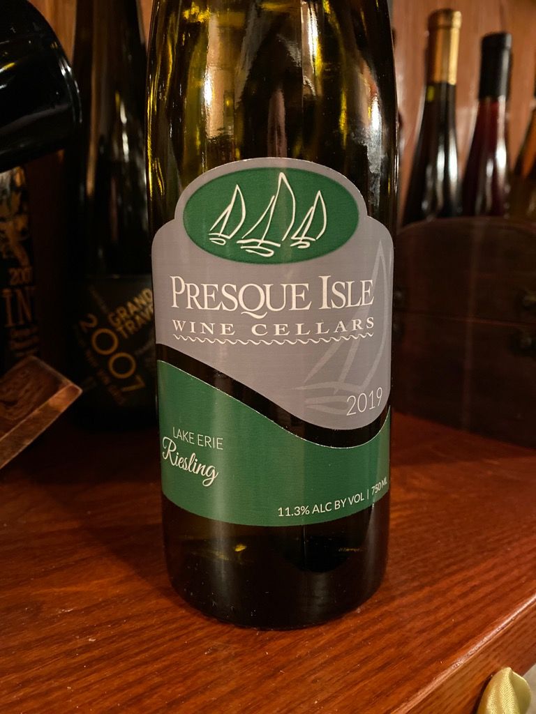 2021 Presque Isle Wine Cellars Riesling Lake Erie, USA, Pennsylvania, Lake Erie CellarTracker