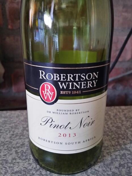 Robertson Pinot Noir glass 750ml (746925001301)