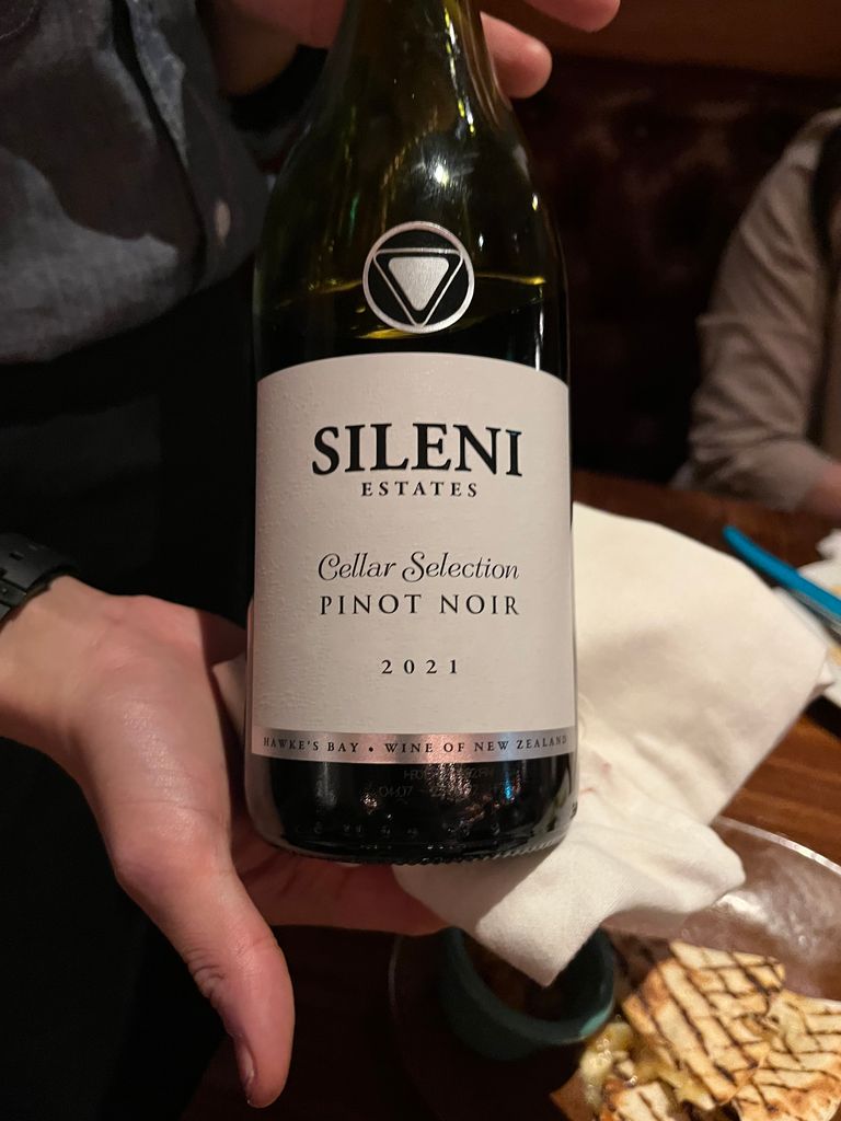 2021 Sileni Pinot Noir Cellar Selection - CellarTracker