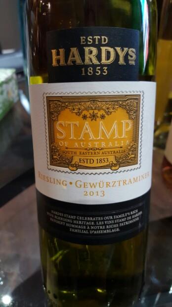 Hardys stamp series riesling/gewurztraminer 750ml (9311043006791)