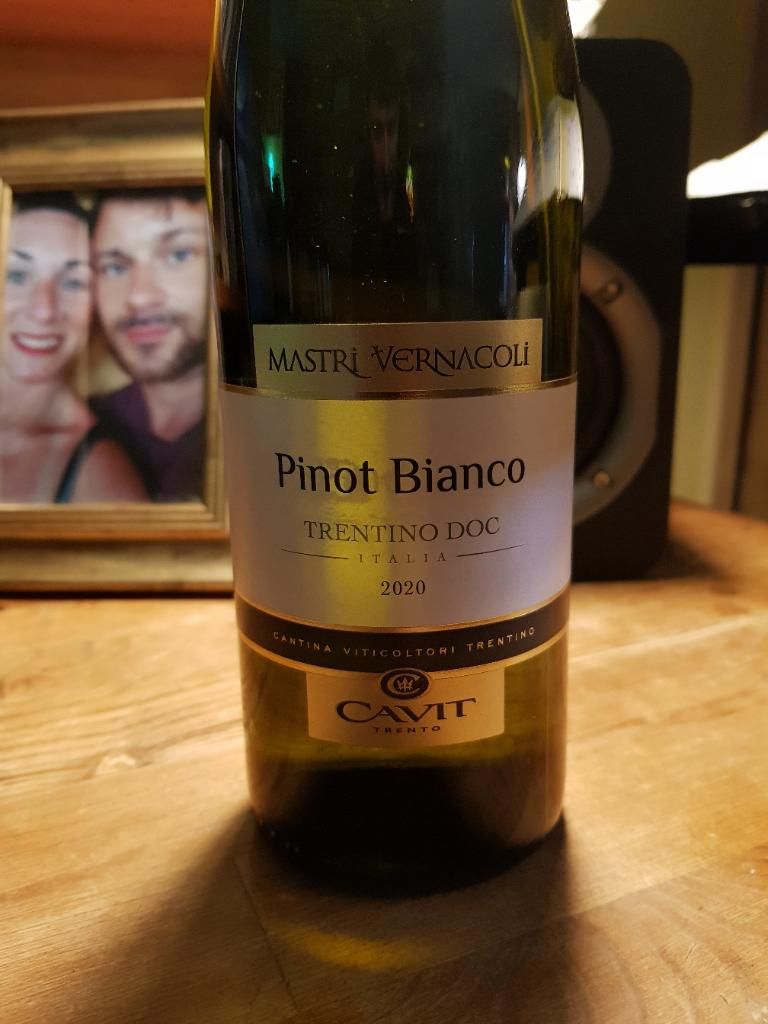2020 Cavit Vernacoli Pinot Bianco, Italy, Trentino-Alto Adige, Trentino - CellarTracker