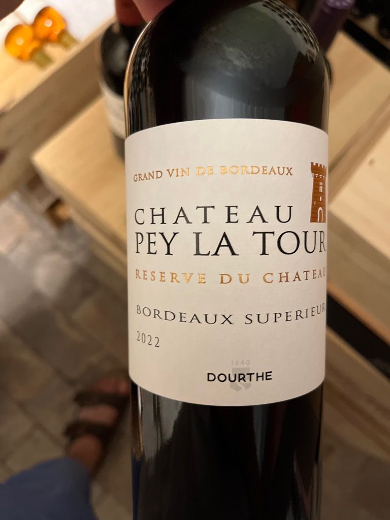 赤ワイン 4本 Honoro Vera Chateau Pey La Tour 2022 Château Pey La Tour Réserve du Château - CellarTracker