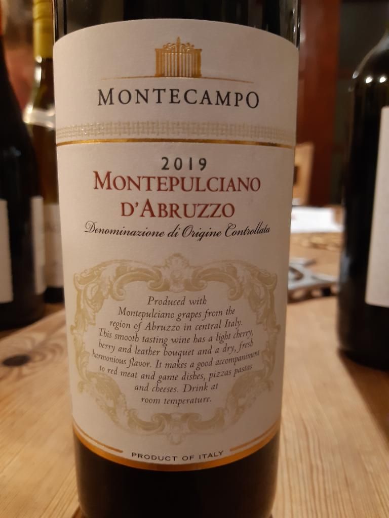 2022 Monte Campo Montepulciano d'Abruzzo, Italy, Abruzzi, Montepulciano ...