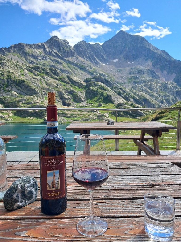 豪華木箱入未開封 Collefrisio In & Out 2018 赤ワイン 豪華木箱入未